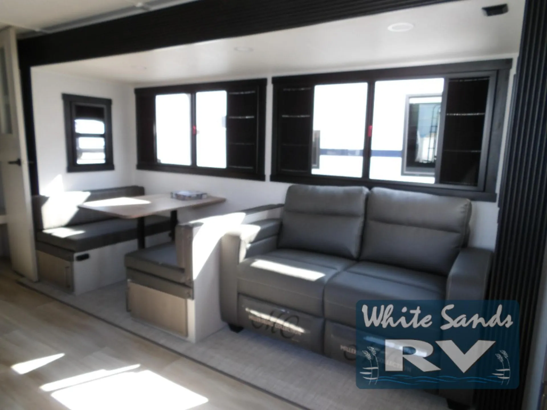 2027 Forest River RV Salem Hemisphere Hyper-Lyte 28RKHL — Photo 6