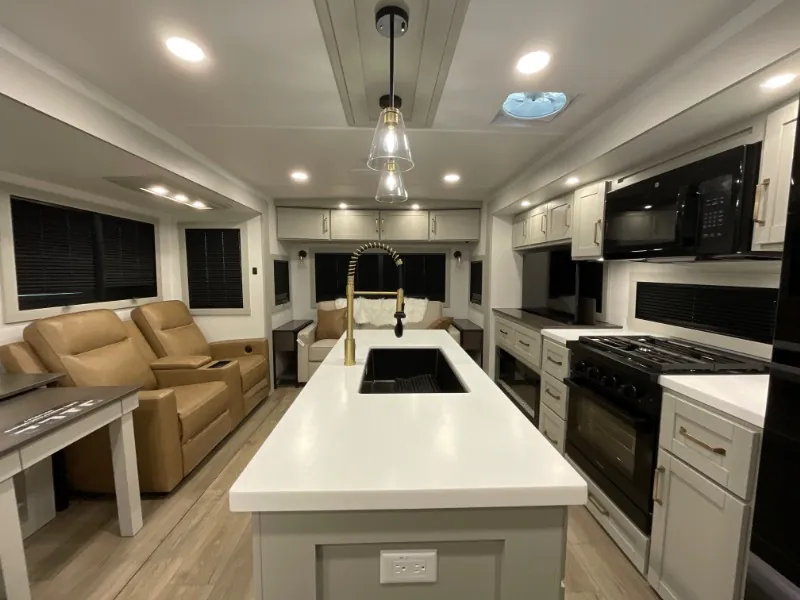 2026 Brinkley Model Z AIR 297, Photos photo 8