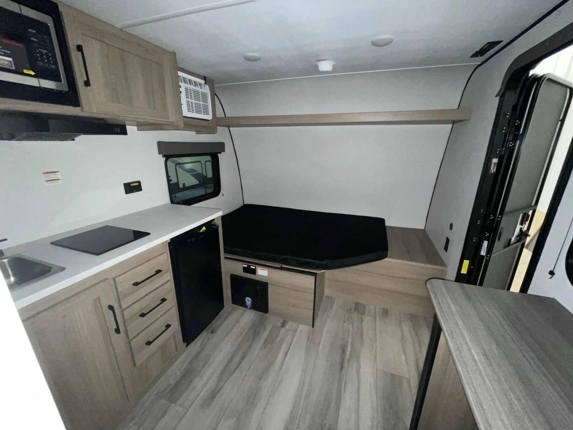 2026 Keystone Coleman 13R — living area main