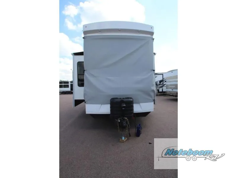 2026 Alliance RV Benchmark 42LFT - Photo 4