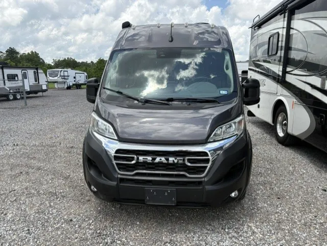 2025 Jayco Comet 18C - Photo 3