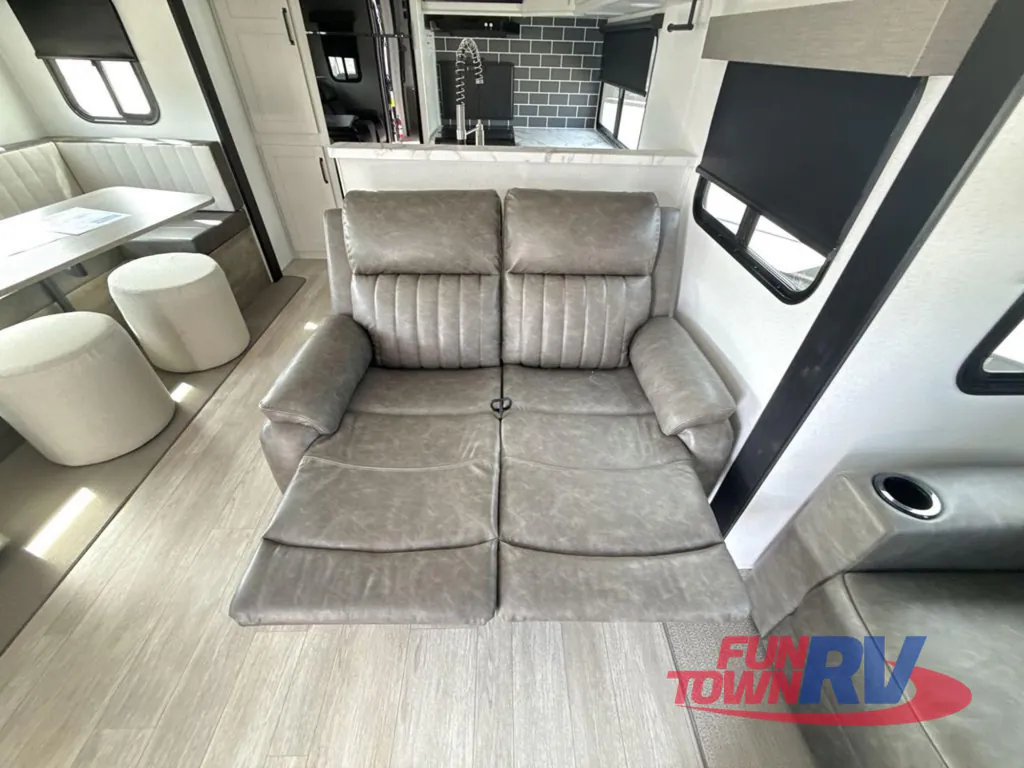 2026 Forest River Solaire 3060RKTS, Photos photo 44