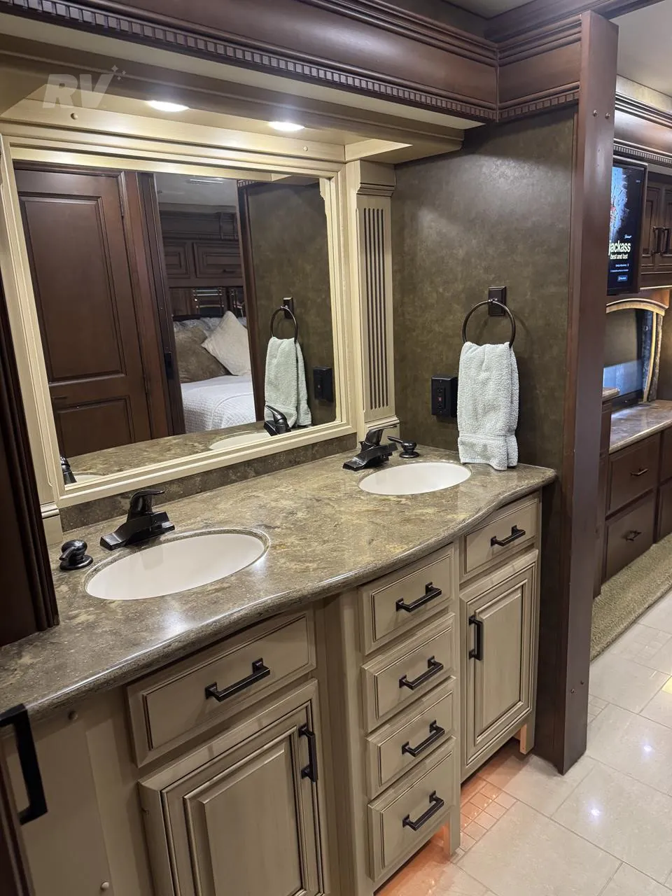 2013 Entegra Coach Aspire 42DLQ, Photos photo 27