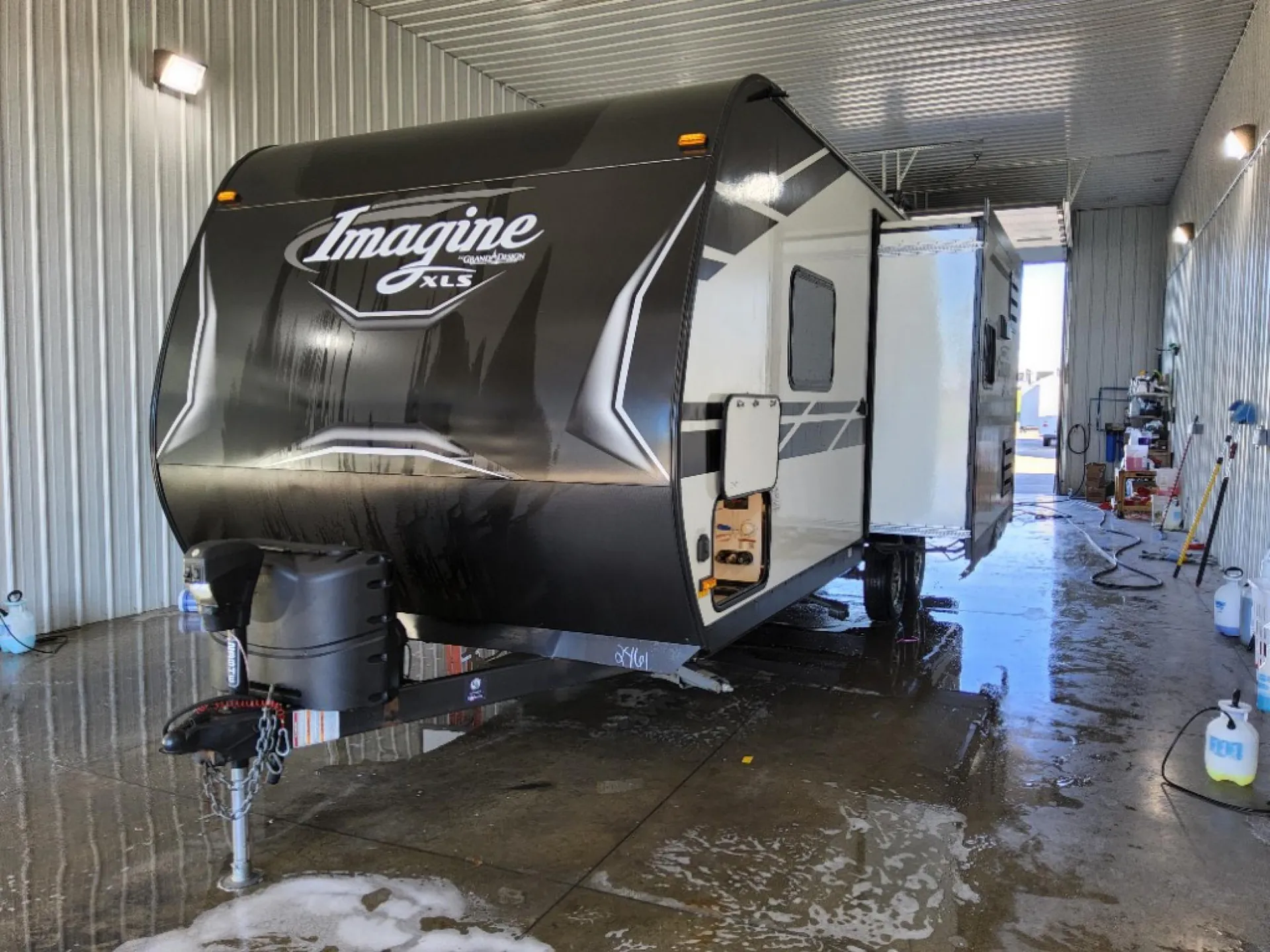 2020 Grand Design Imagine XLS 23BHE - Photo 2