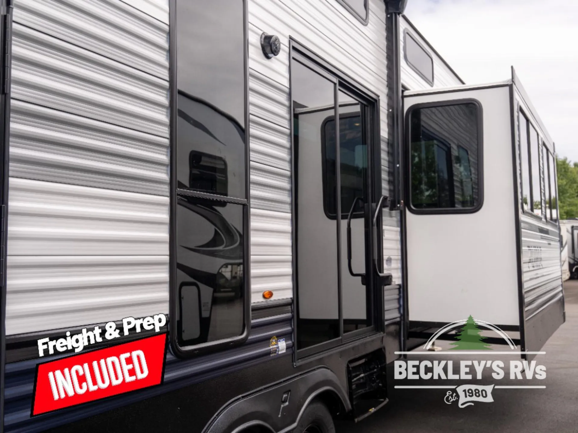 2027 Forest River Puma Vista 402LFT - Photo 4