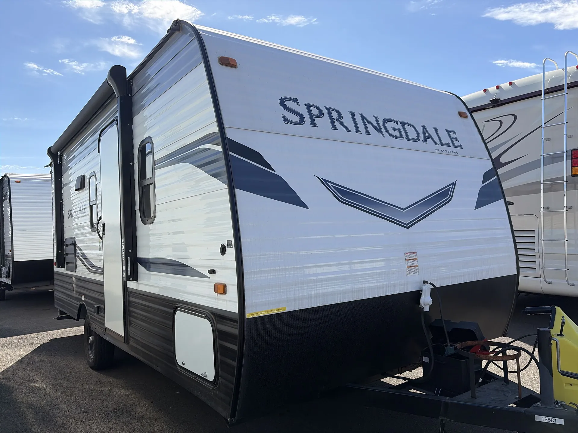2022 Keystone Springdale 1760BH dealer photo 1 from Camping World
