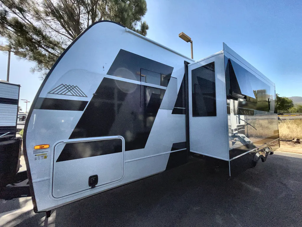 2026 Brinkley Model I 235, Photos photo 3