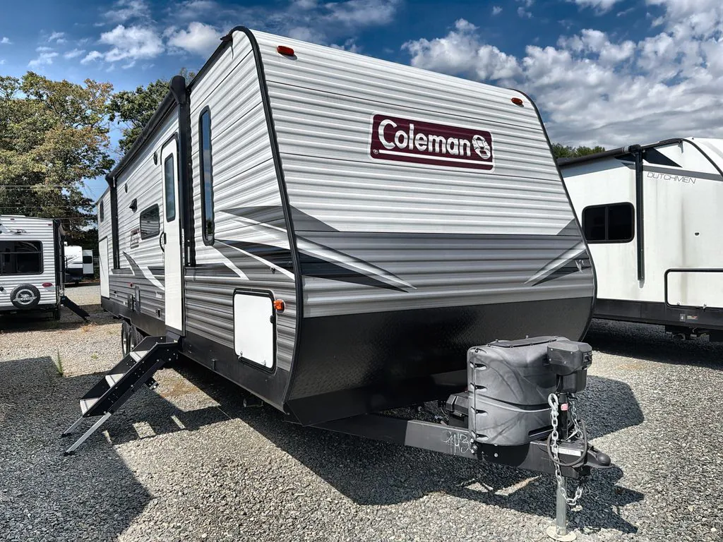 2021 Dutchmen Coleman Lantern 334BH - Photo 2