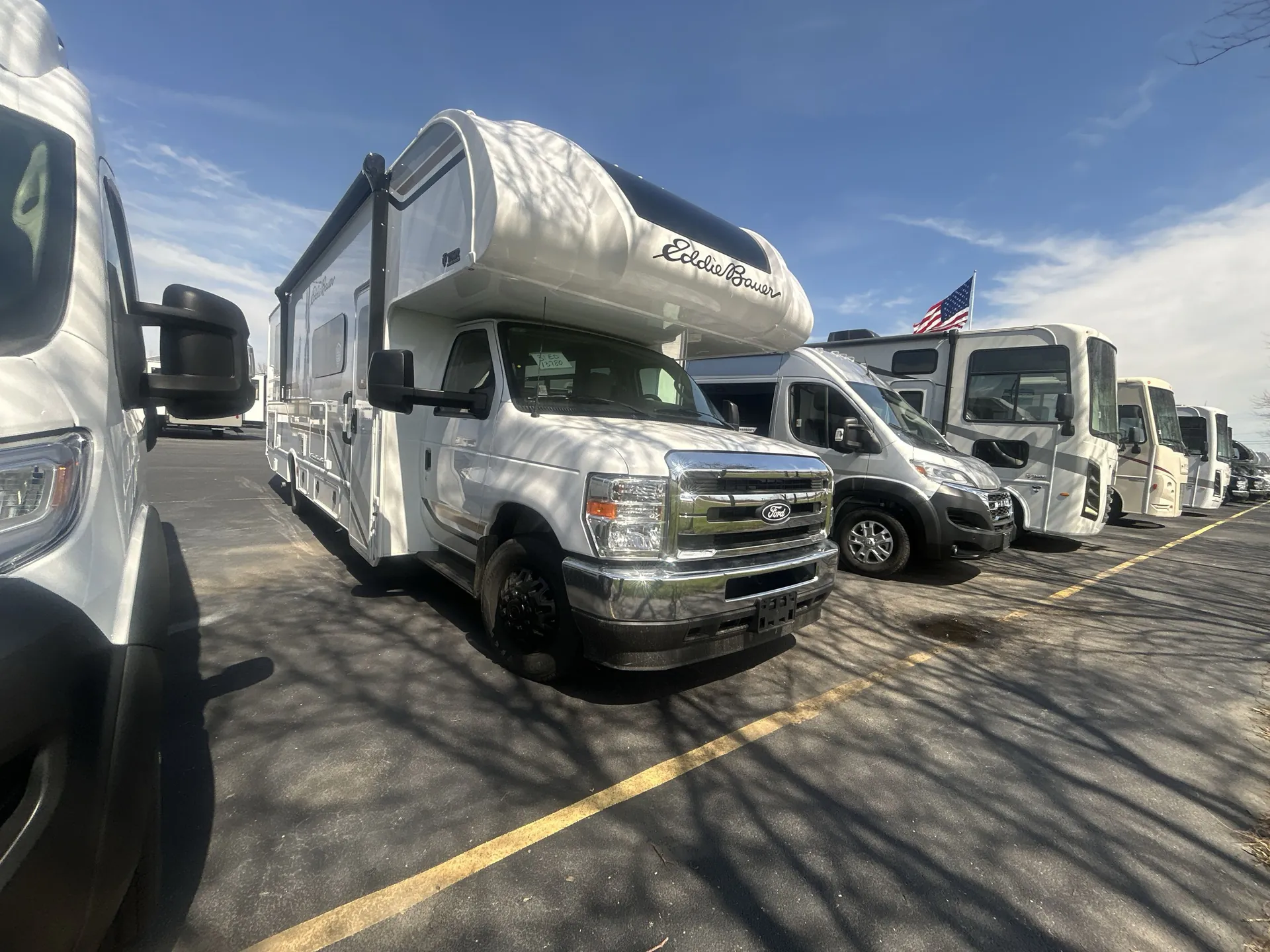 2027 Thor Motor Coach Freedom Eddie Bauer 31ED - Photo 2