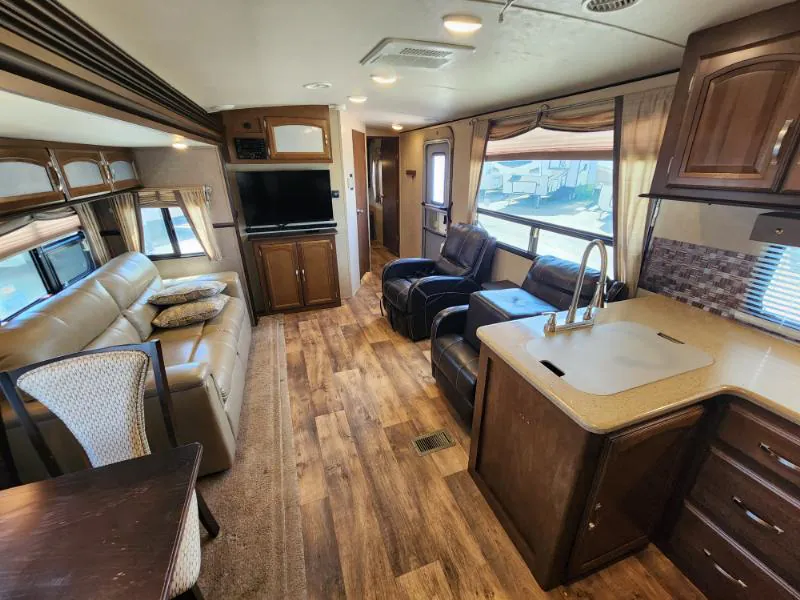 2017 Forest River Salem Hemisphere Lite 282RK, Photos photo 11