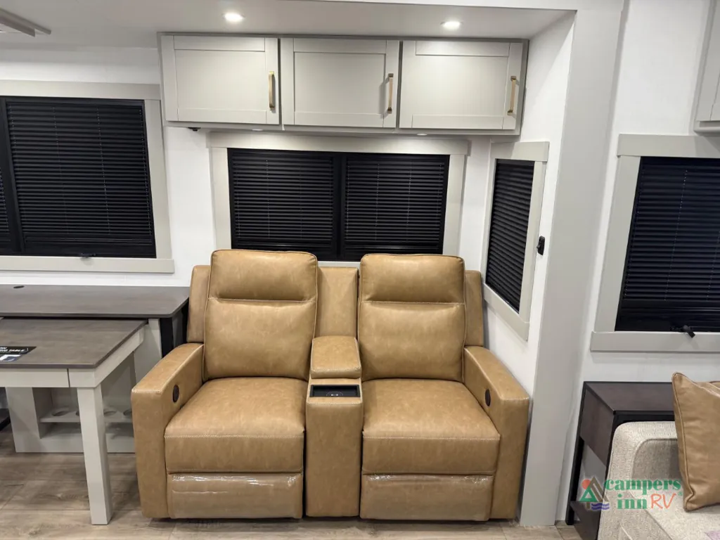 2026 Brinkley Model Z 3600, Photos photo 20