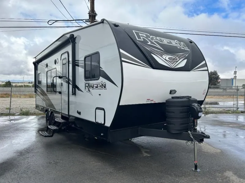 2027 Genesis Supreme Rage 2215SSXL - Main photo