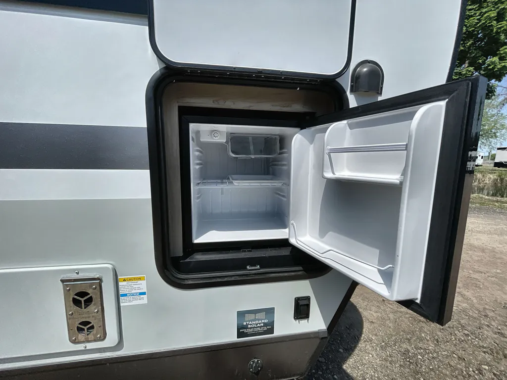 2026 Forest River Flagstaff Micro Lite 25MBR, Photos photo 38