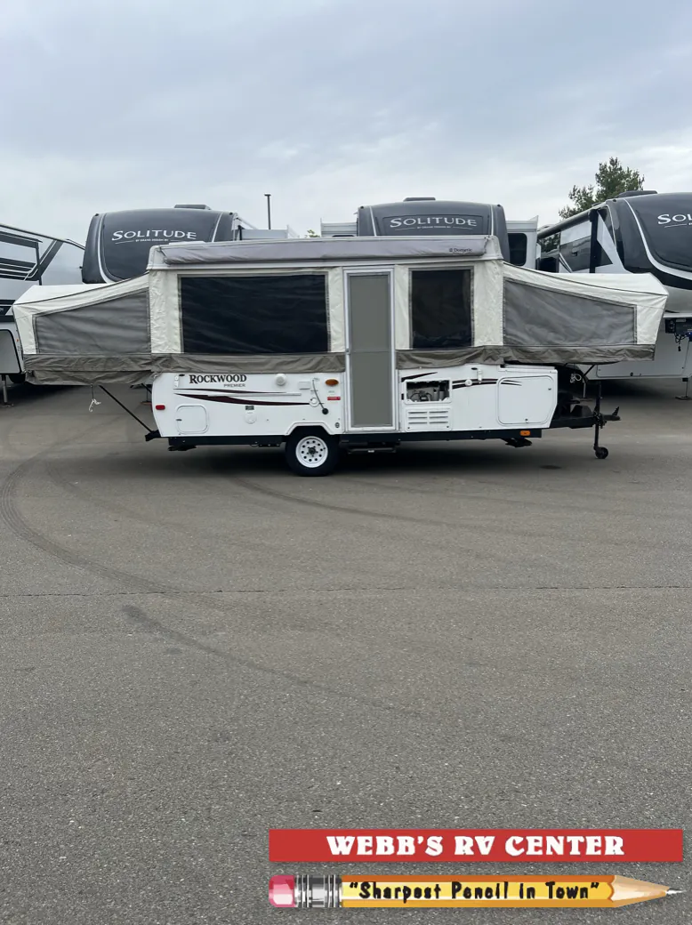 2011 Forest River Rockwood Premier 2317G, Photos photo 7