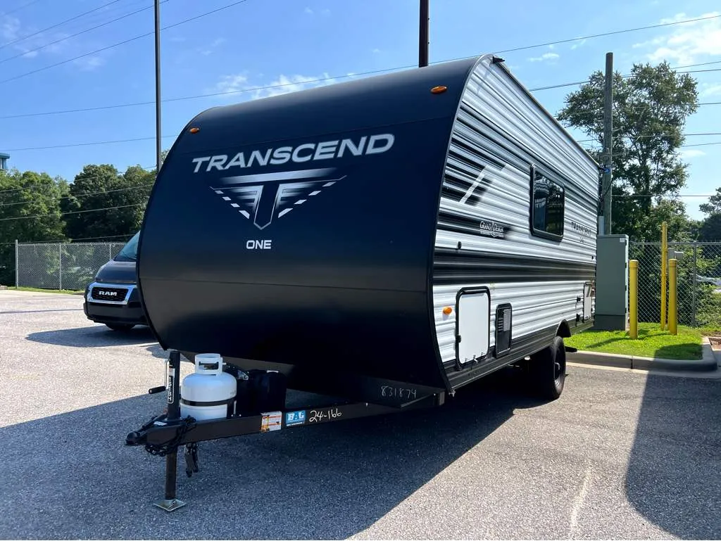 2024 Grand Design Transcend One 151BH - Photo 3