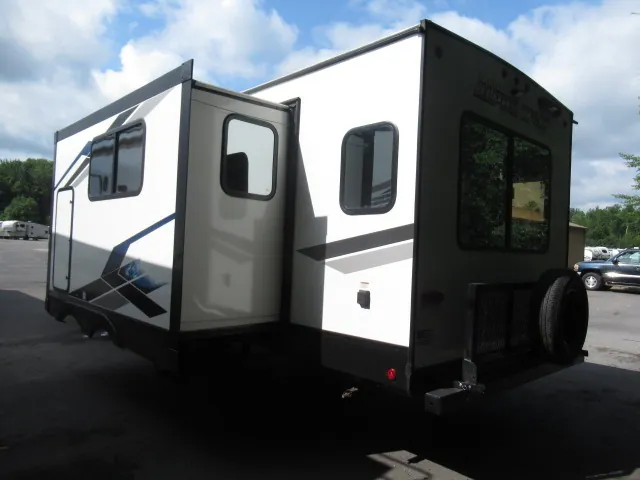 2024 Forest River Cherokee Alpha Wolf 2500RL, Photos photo 5