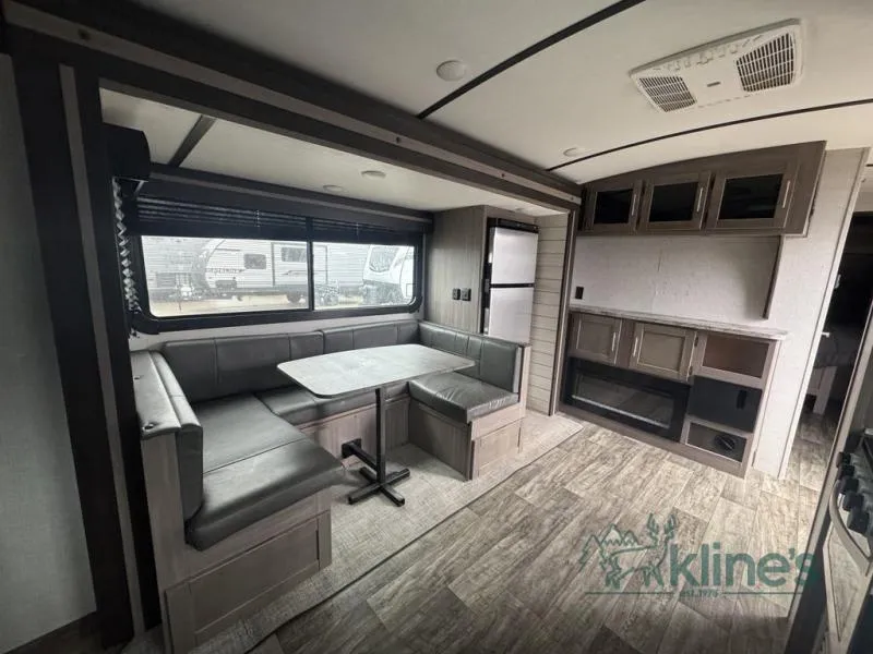 2022 CrossRoads RV Sunset Trail 268RL - Photo 4