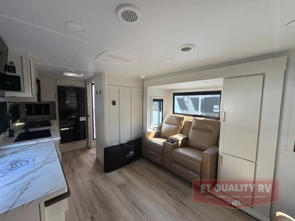 2026 Brinkley Model Ix 20X, Photos photo 20