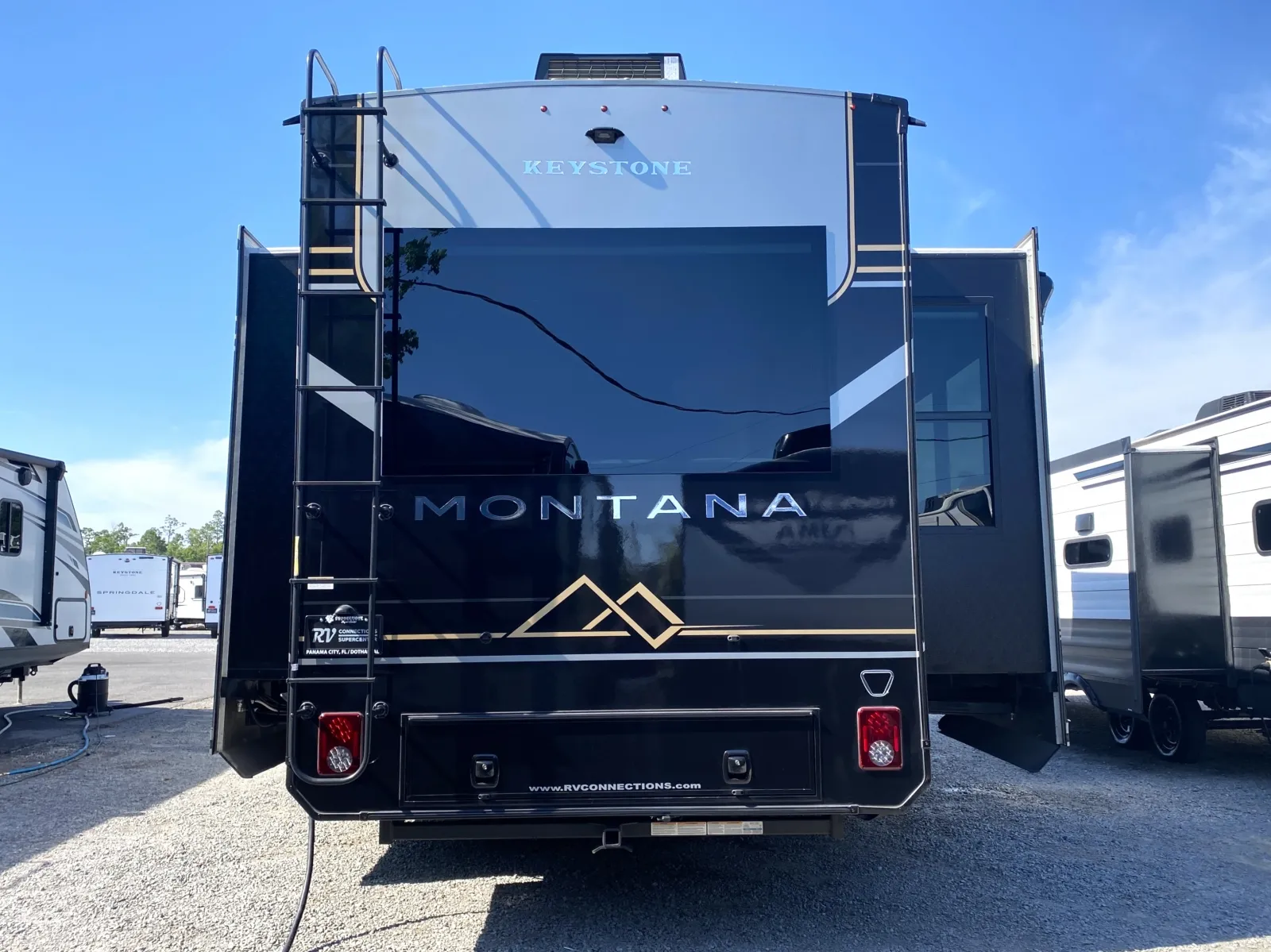 2026 Keystone Montana 3100RL - Photo 4