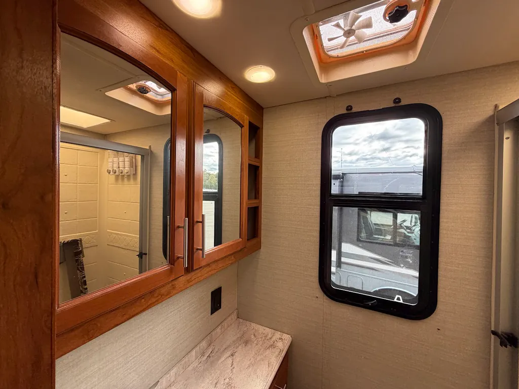 2017 Jayco Precept 35S, Photos photo 24