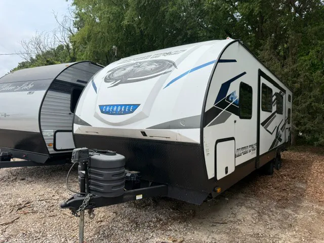2024 Forest River Cherokee Alpha Wolf 26DBH, Photos photo 3