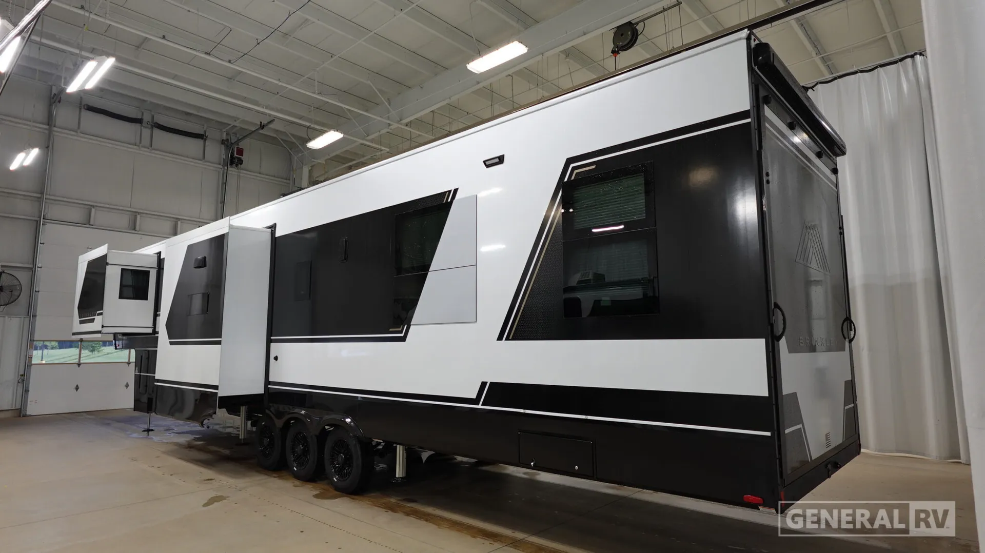 2026 Brinkley Model G 4000 - Photo 4