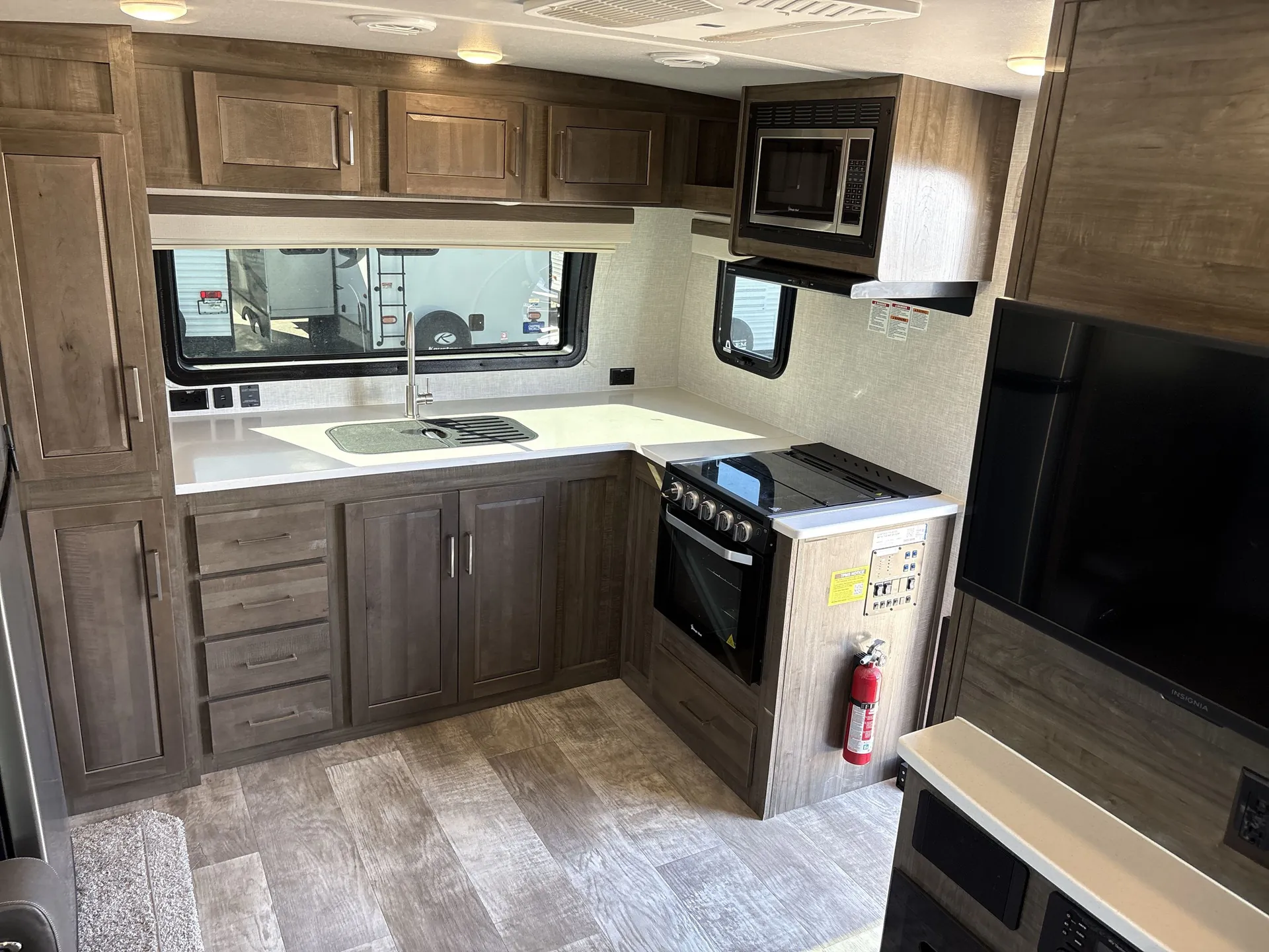 2022 Forest River Rockwood Mini Lite 2516S — living area main