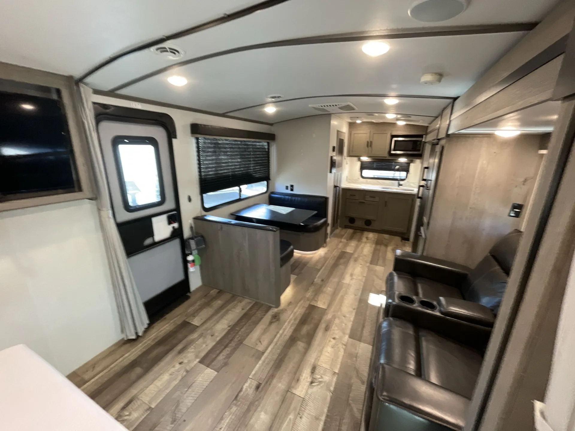2021 Keystone Outback Ultra-Lite 221UMD — living area main