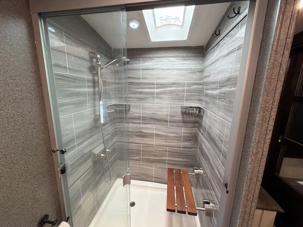 2021 Jayco North Point 387FBTS, Photos photo 46