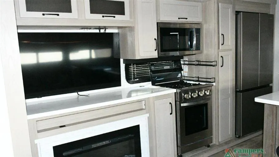 2024 Forest River Rockwood Signature 361RL, Photos photo 16