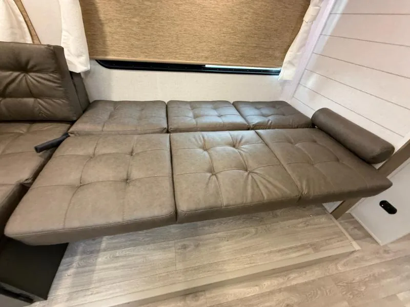 2026 Forest River Wildwood X-Lite 26ICE — Photo 5