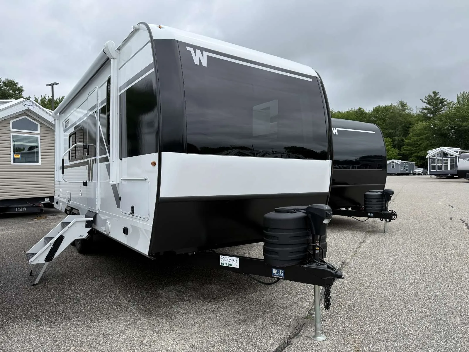 2027 Winnebago Thrive 22MLS - Photo 2