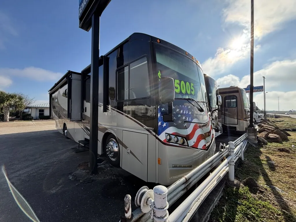 2015 Itasca SOLEI 34T Class A Diesel - Photo 2