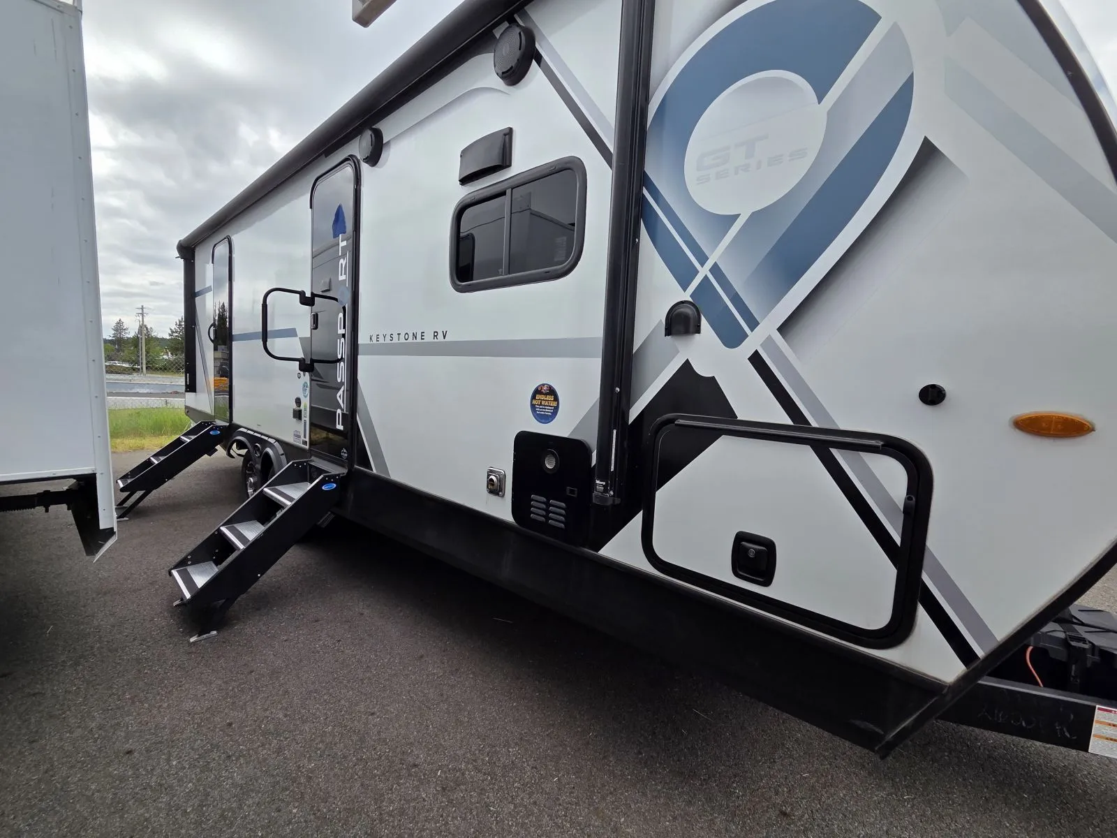 2024 Keystone Passport 2600FK - Photo 3