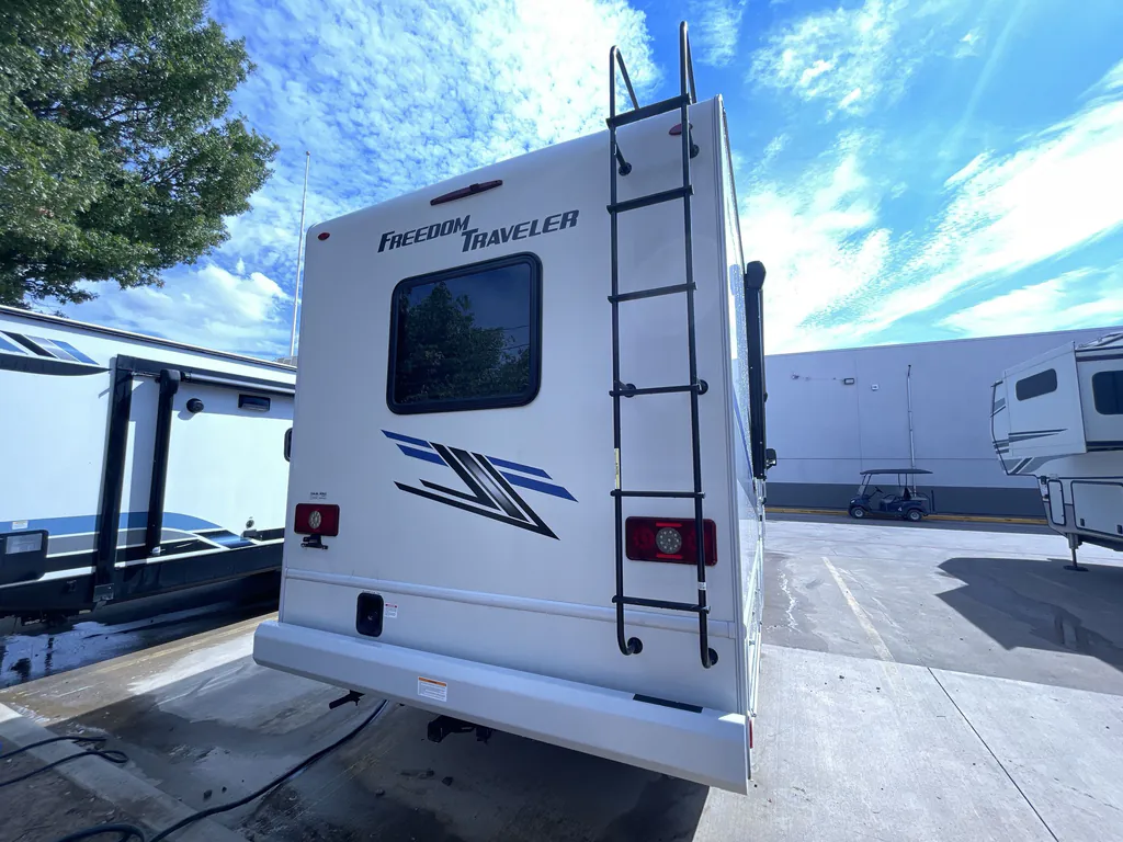 2024 Thor Motor Coach Freedom Traveler A32, Photos photo 7