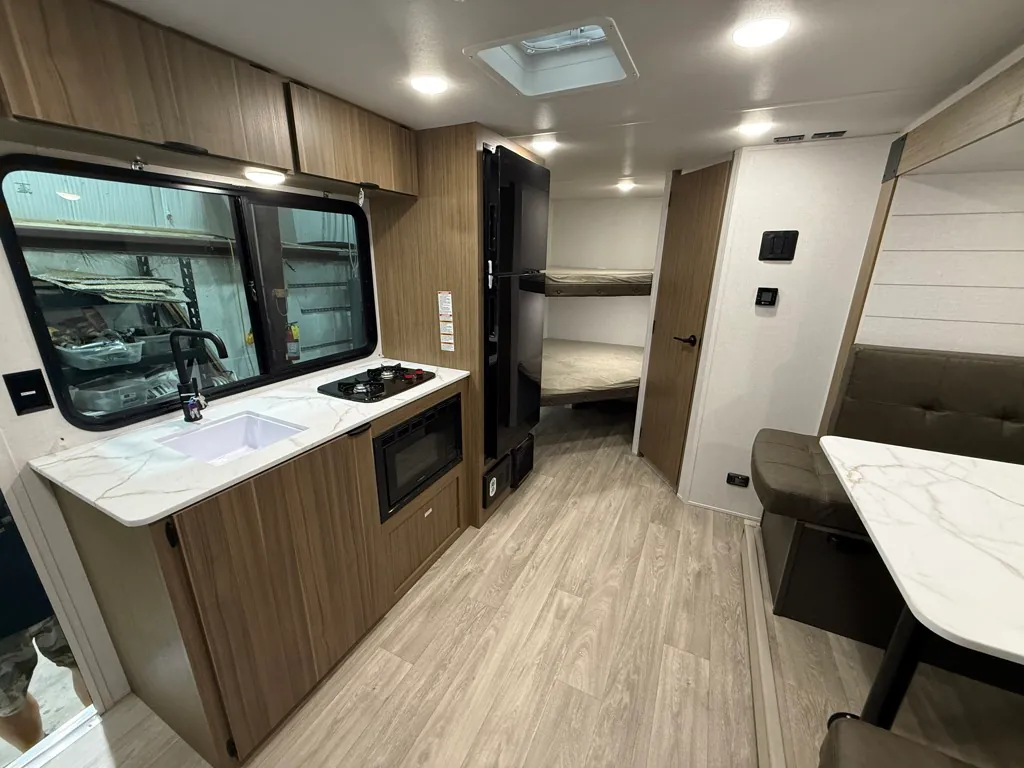 2027 Forest River Wildwood FSX 178BH, Photos photo 6