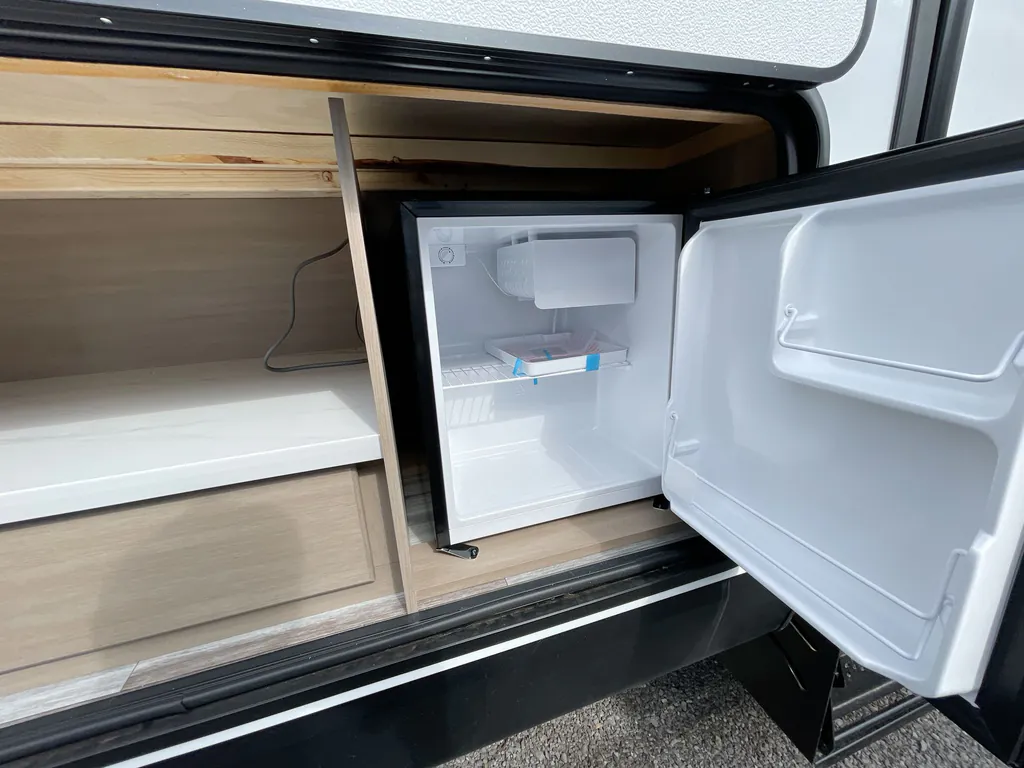 2026 Jayco Jay Flight SLX 321BDS, Photos photo 14