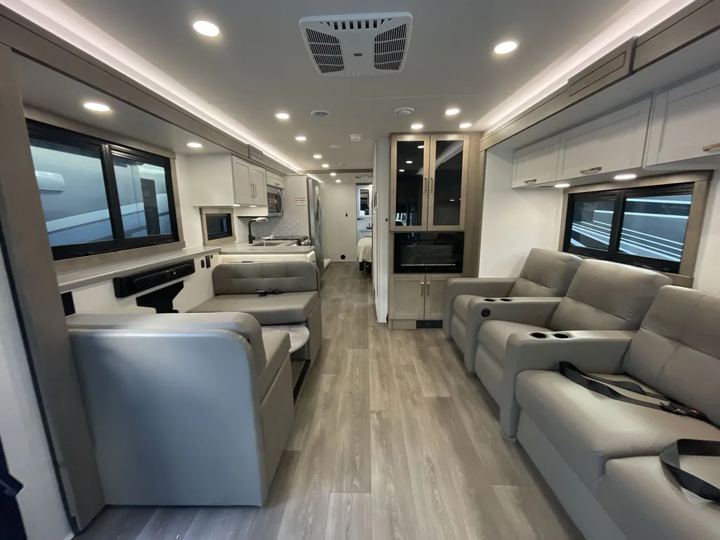 2027 Entegra Coach Vision XL 36C, Photos photo 9