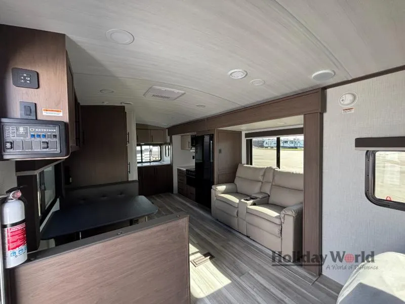 2026 Keystone Cougar Half-Ton 22MLS - Photo 4
