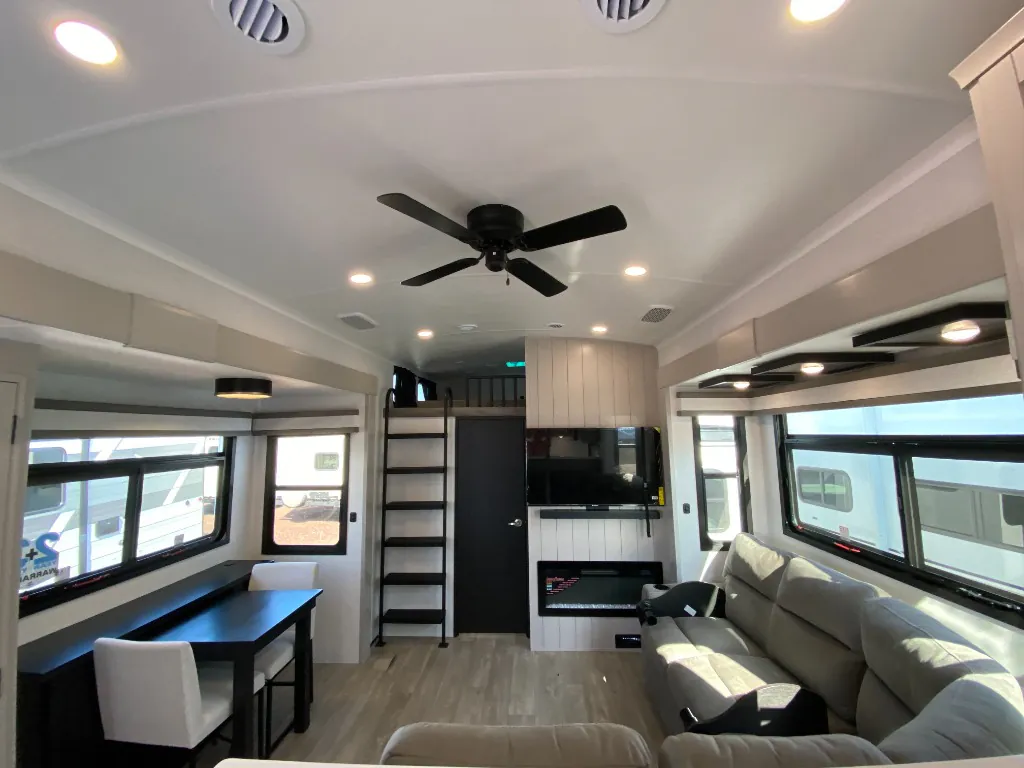 2027 Jayco North Point 380FBRK, Photos photo 18