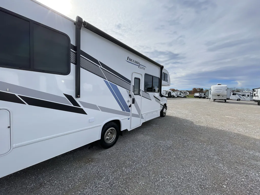 2026 Thor Motor Coach Freedom Elite 28HZ, Photos photo 25