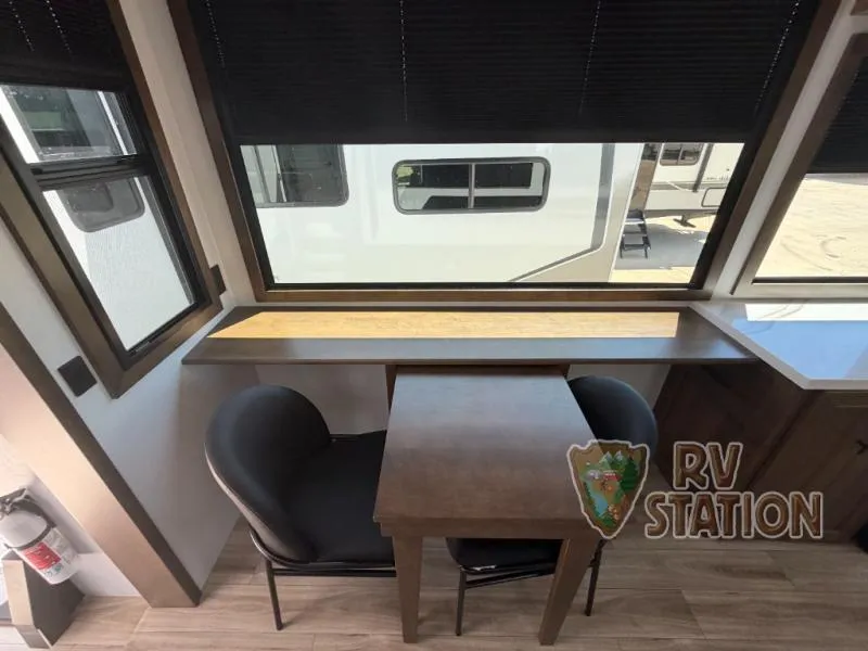 2027 Keystone Montana 3900RK - Photo 4