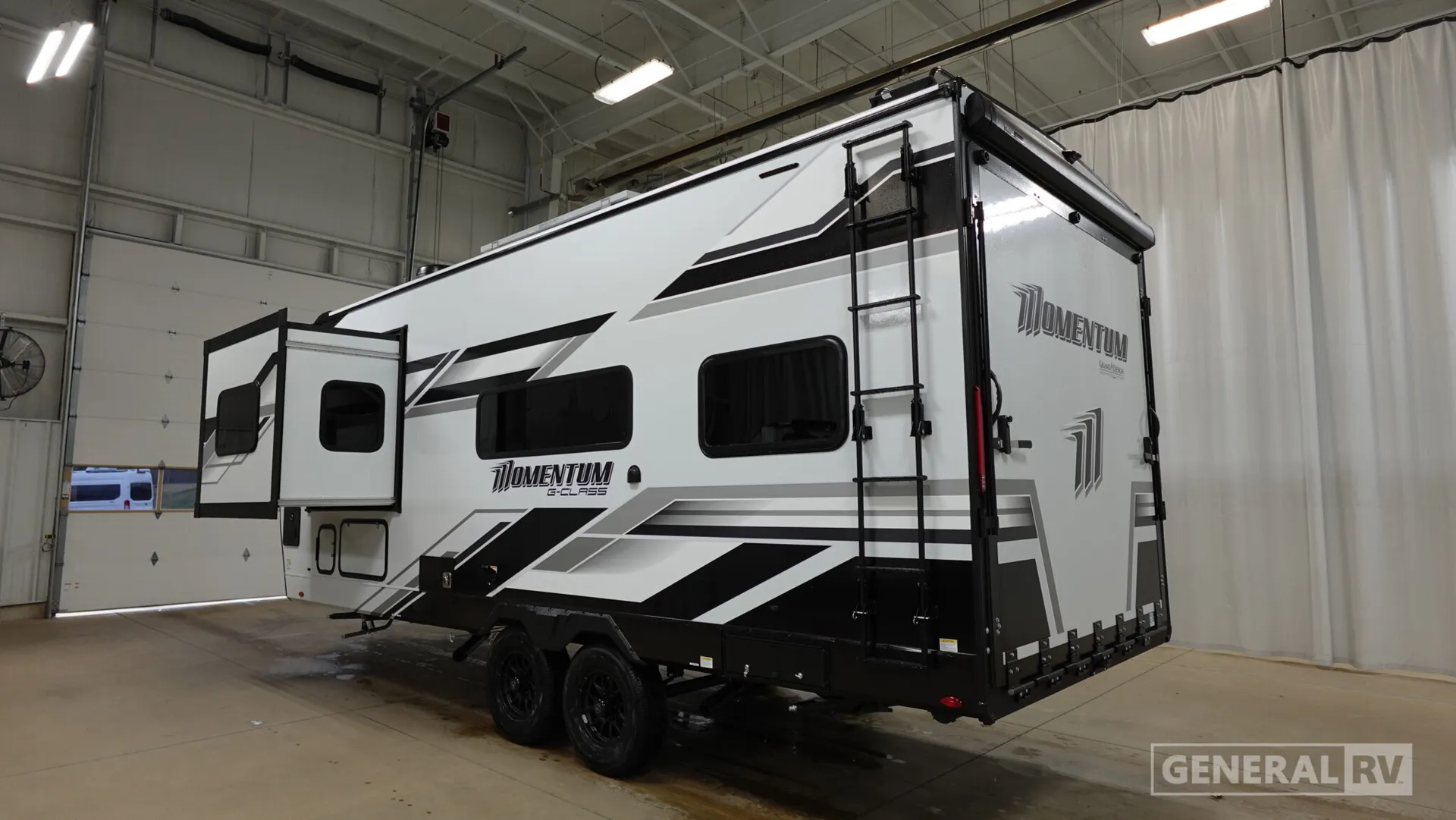 2026 Grand Design Momentum G-Class 21G - Photo 4