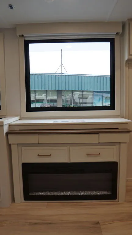 2026 Brinkley Model I 294, Photos photo 13