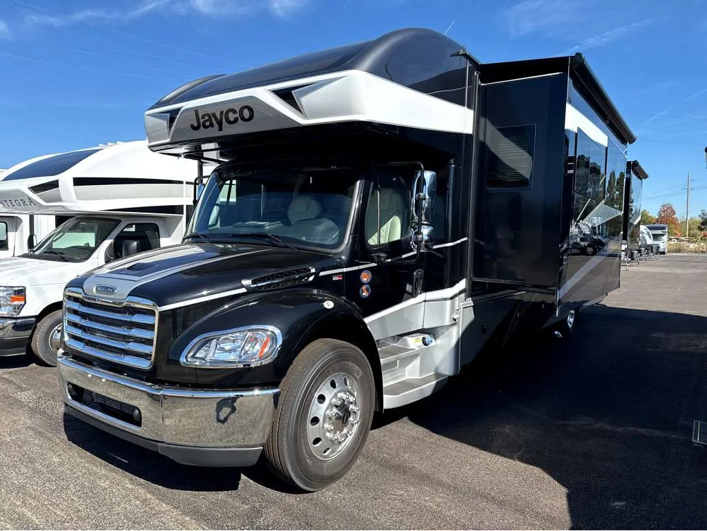 2026 Jayco Seneca 37M - Photo 3