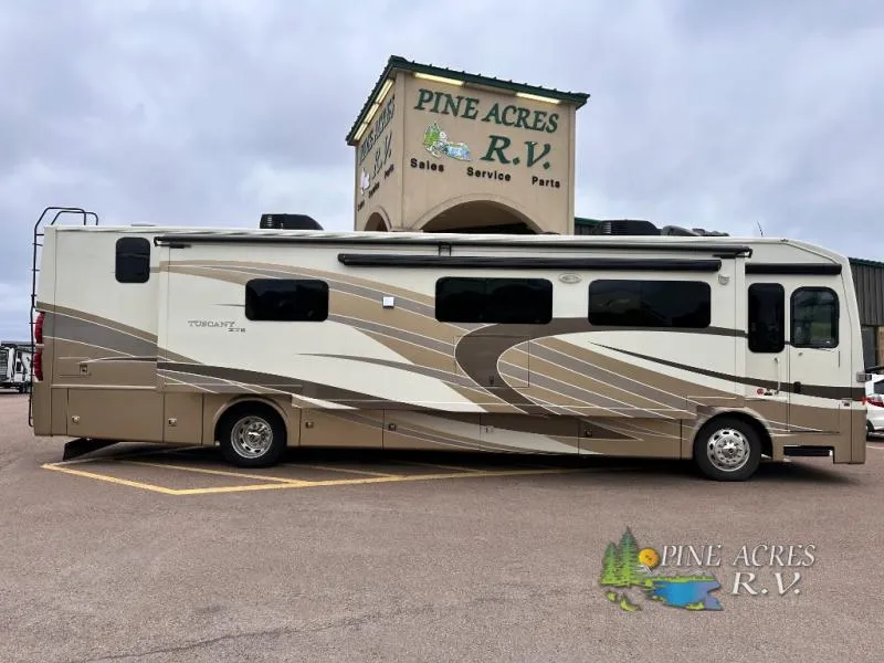 2014 Thor Motor Coach Tuscany XTE Used    40EX Diesel Pusher 60 Kms - Photo 2