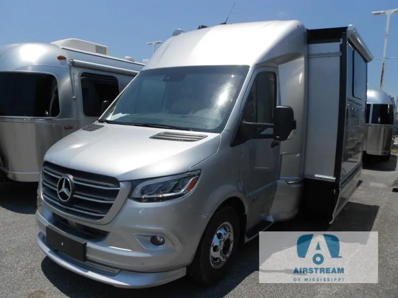 2025 Airstream Atlas Murphy Suite - Photo 3