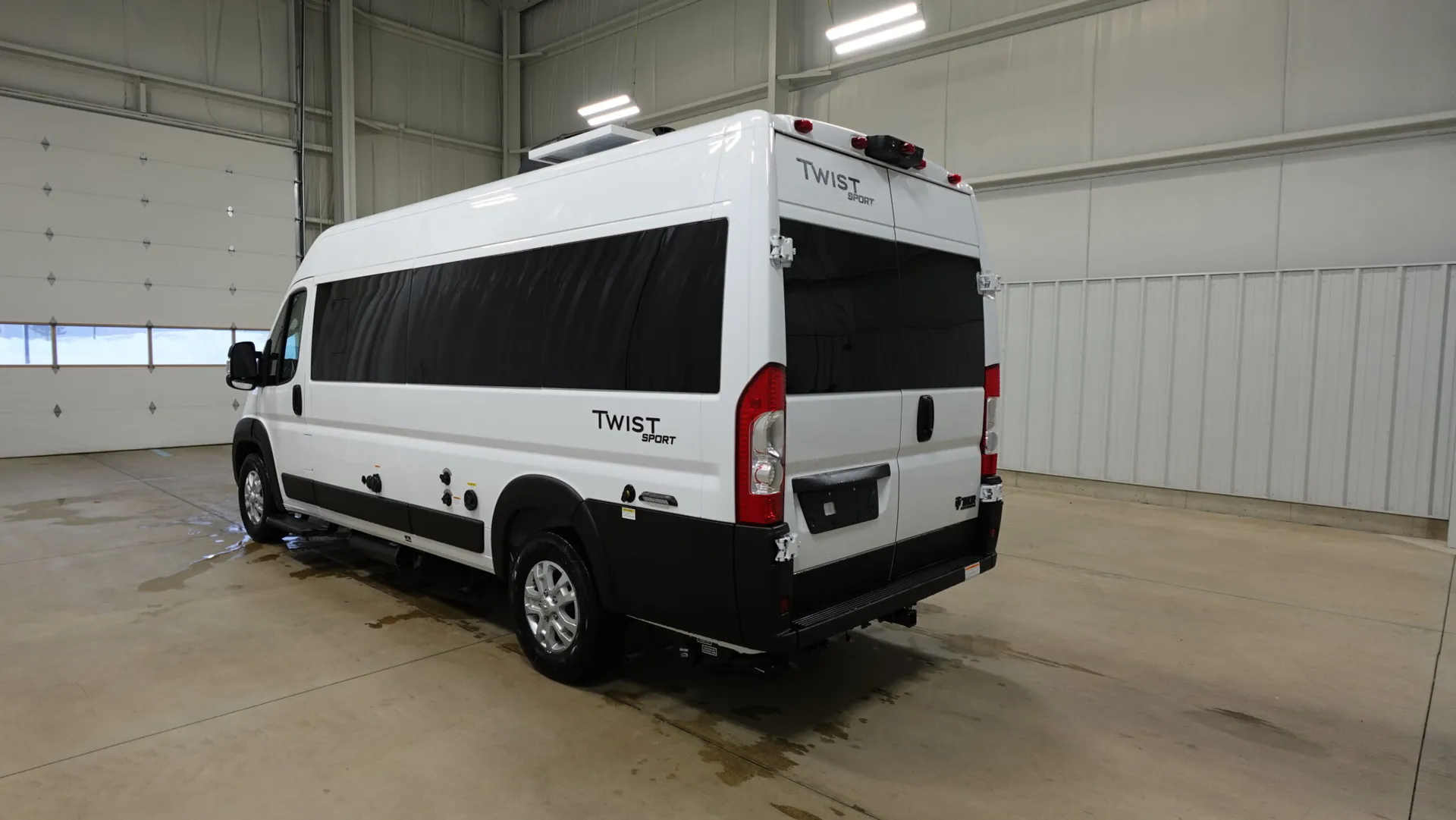 2026 Thor Motor Coach Twist Sport 20LS - Photo 4