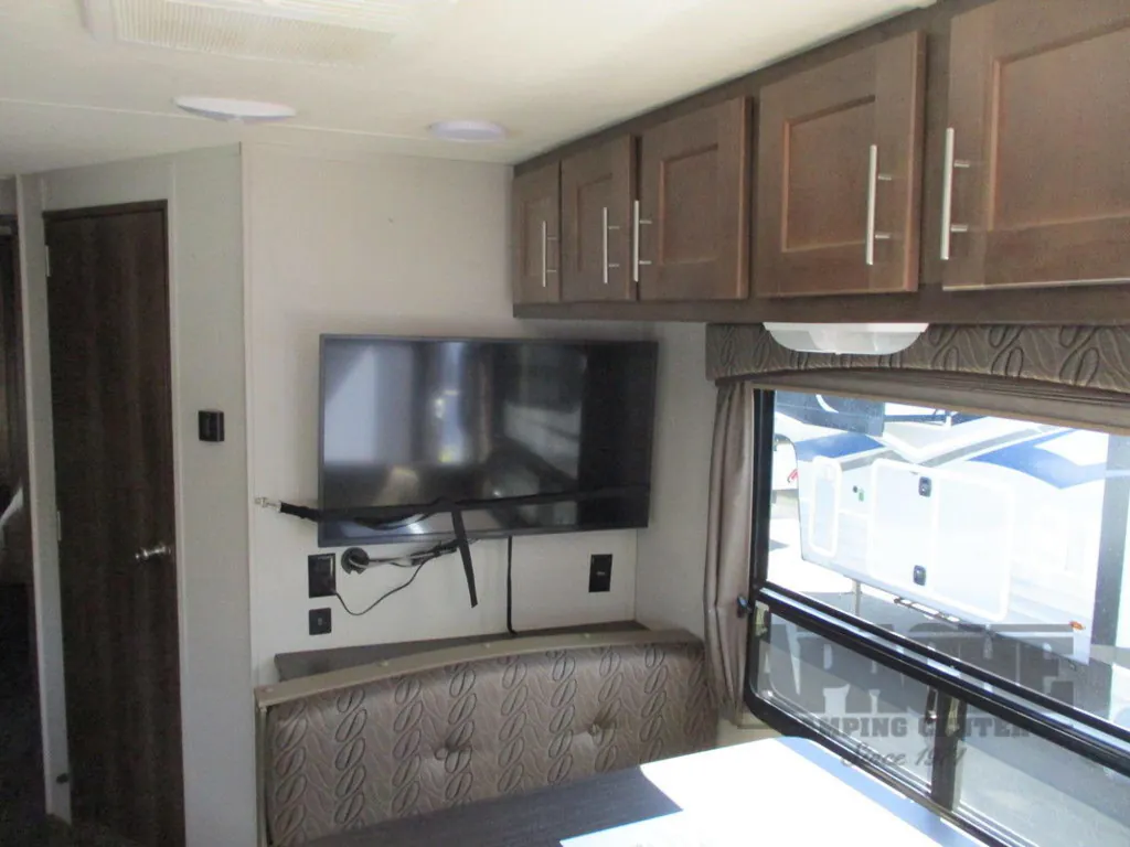 2019 Forest River RV Wildcat Maxx 245RGX, Photos photo 15