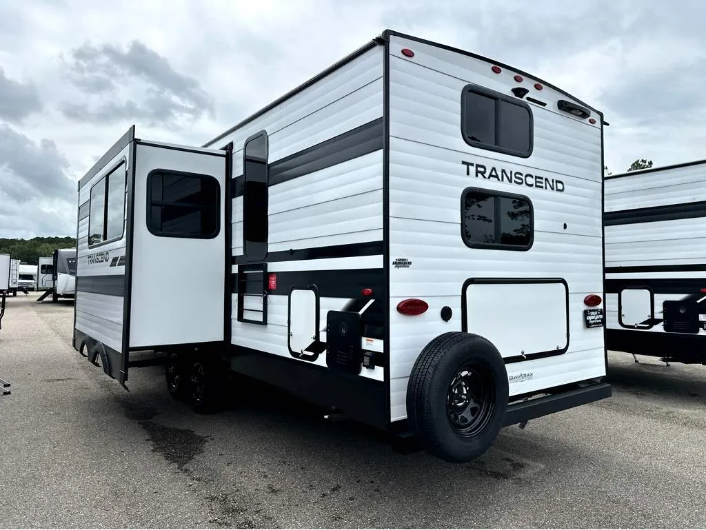 2026 Grand Design Transcend 265BHT - Photo 4
